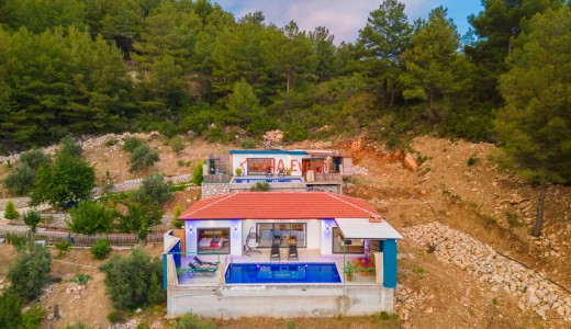 VillA İclal